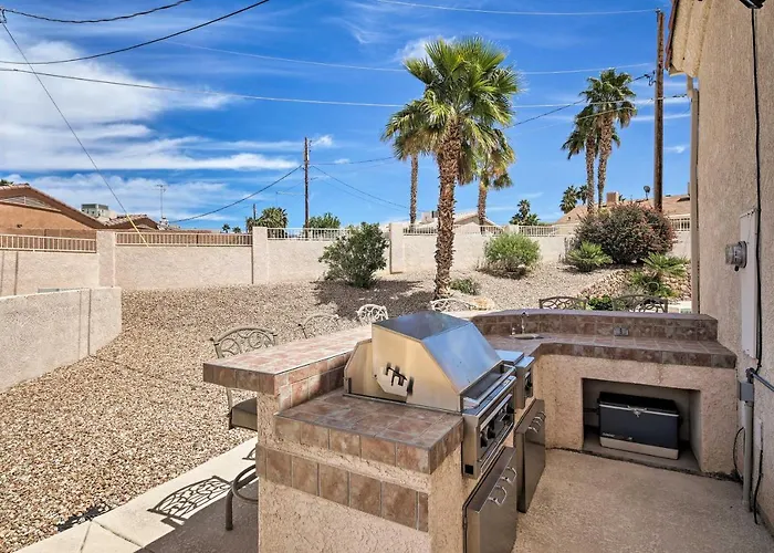 Holiday home Elegant Havasu Getaway W/ Pool - 3 Mi To *